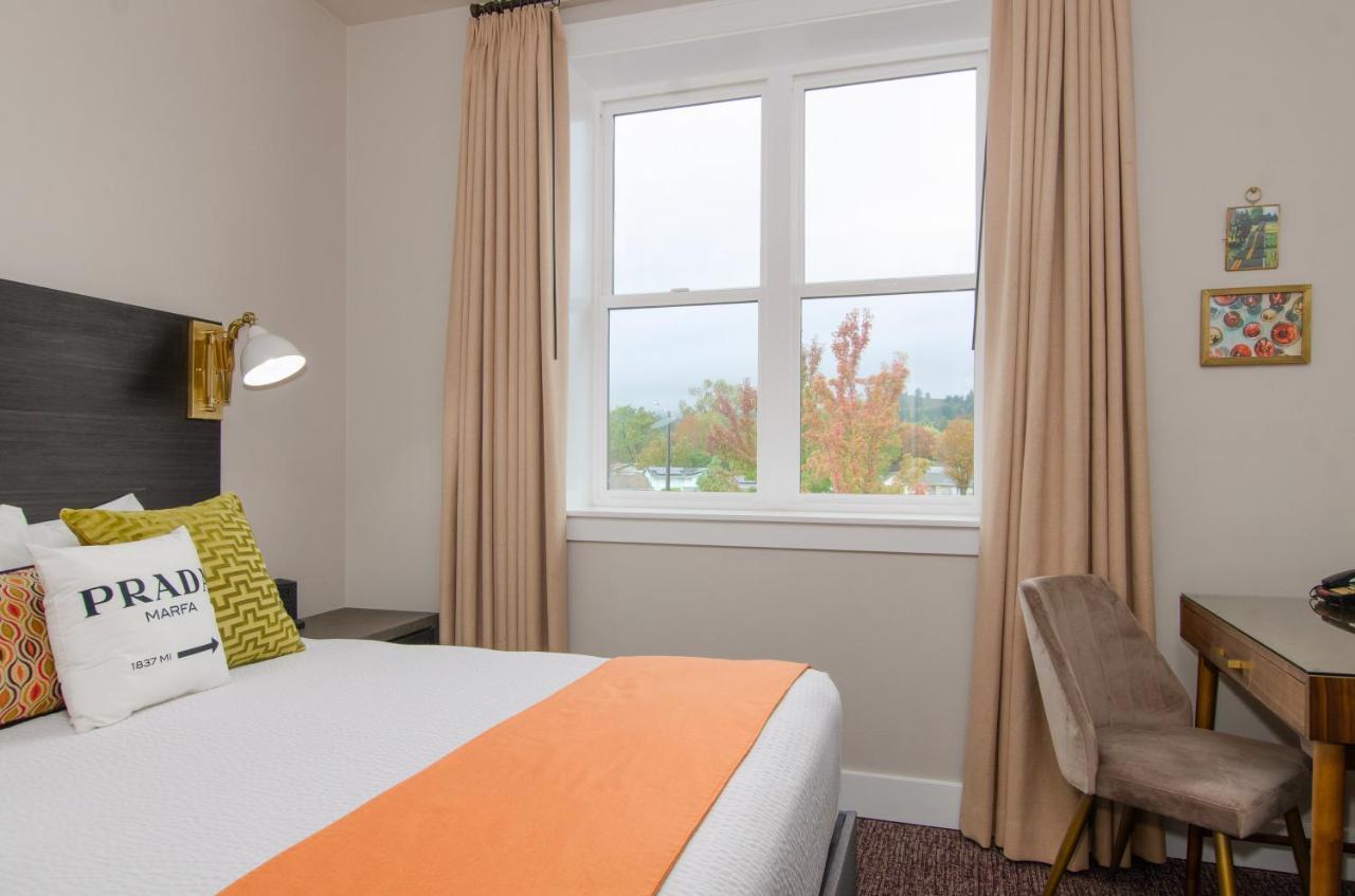 The Dundee - A Trace Hotel Екстер'єр фото