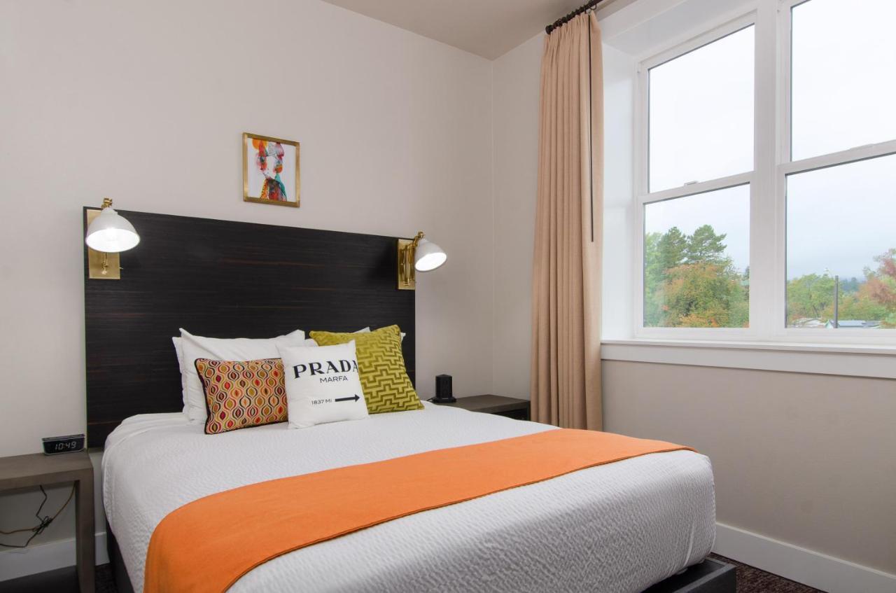 The Dundee - A Trace Hotel Екстер'єр фото