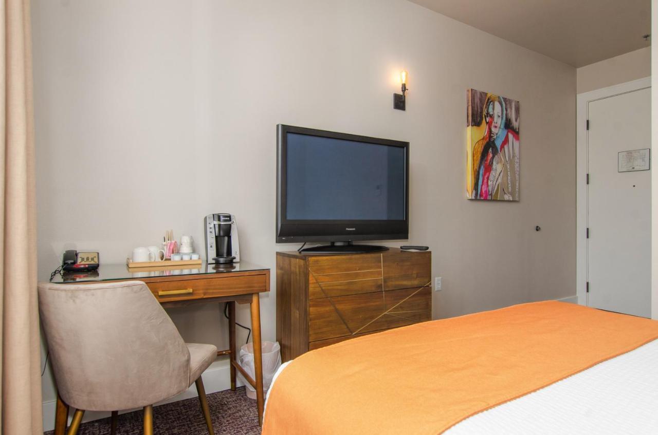 The Dundee - A Trace Hotel Екстер'єр фото
