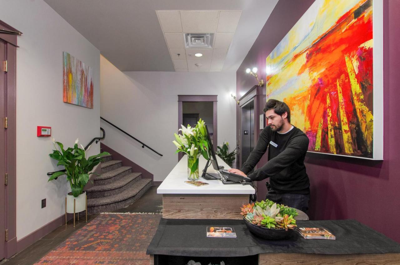 The Dundee - A Trace Hotel Екстер'єр фото